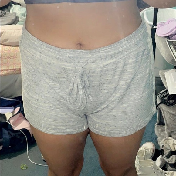 grey shorts with lace siding - Picture 3 of 6